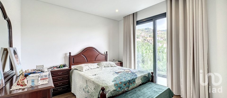 Lodge T5 in Ponta do Sol of 435 m²