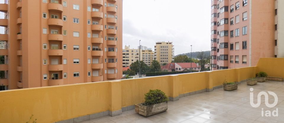 Appartement T3 à São Domingos De Benfica de 117 m²