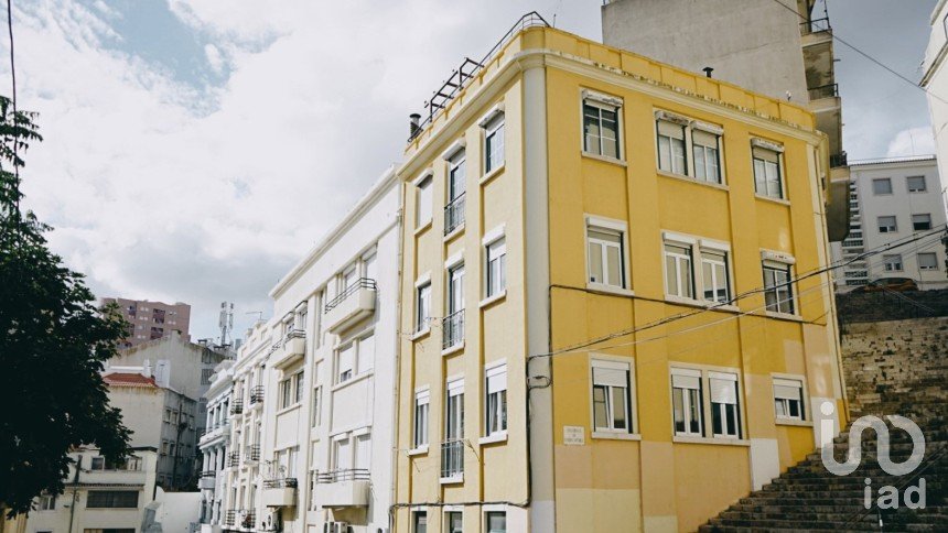 Apartment T5 in São Vicente of 107 m²