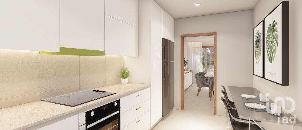 House T2 in Alcantarilha e Pêra of 115 m²