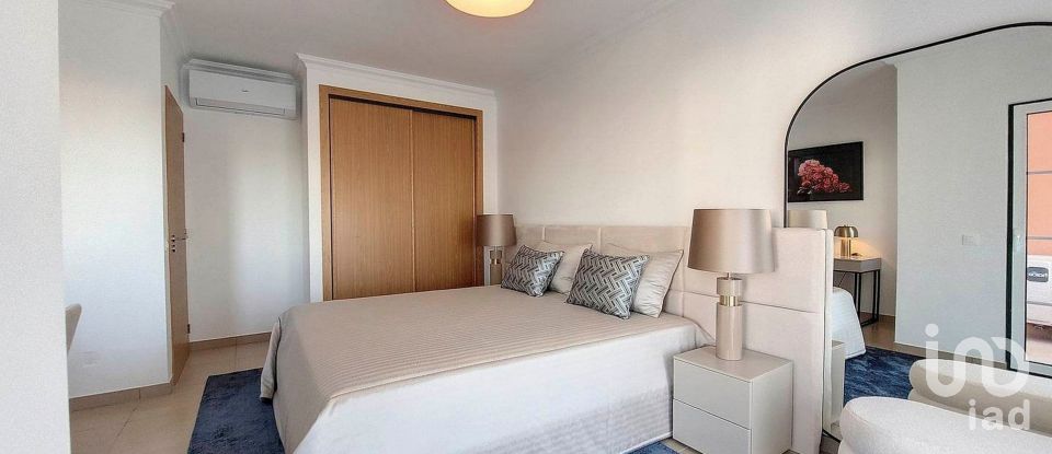 House T2 in Alcantarilha e Pêra of 115 m²