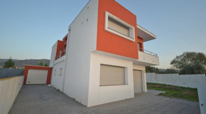 Lodge T3 in Miranda do Corvo of 260 m²