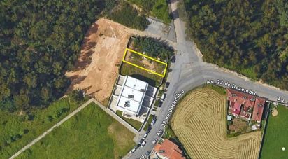 Terrain à São Miguel do Souto e Mosteirô de 188 m²