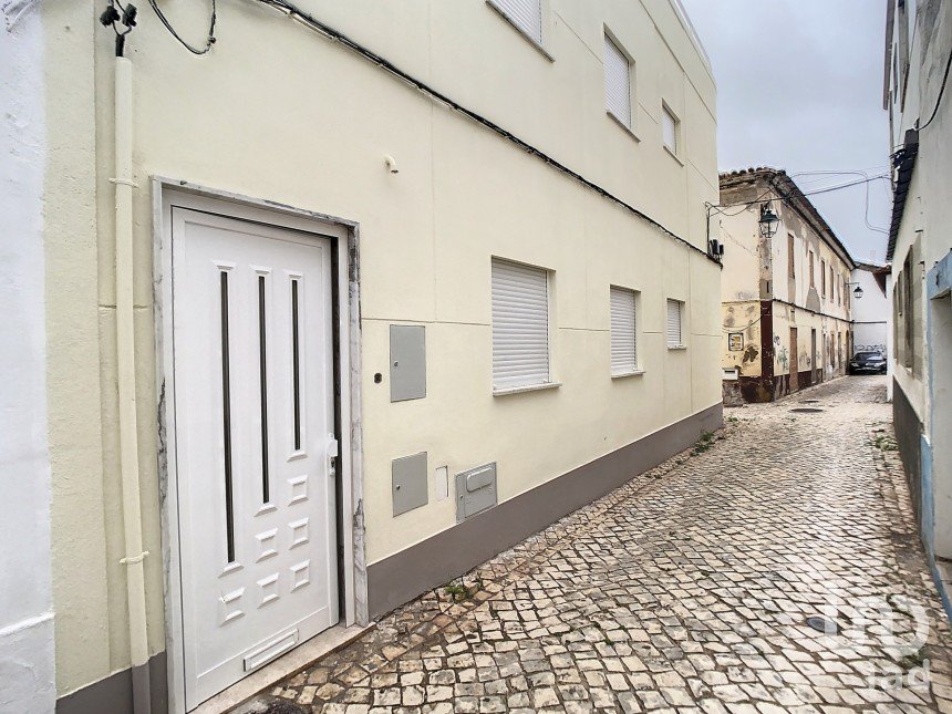 Maison de ville T4 à Portimão de 234 m²