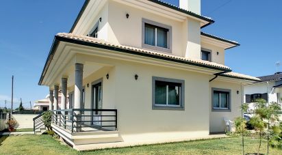 Casa T4 em Ovar, São João, Arada e São Vicente de Pereira Jusã de 301 m²