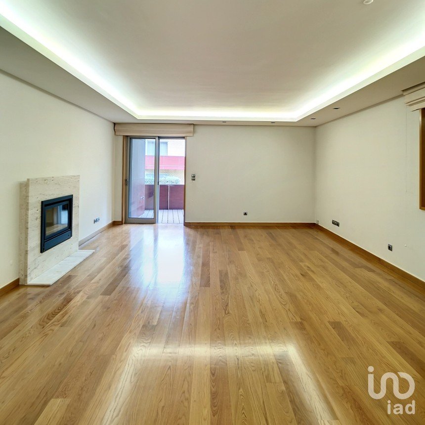 Appartement T3 à Gulpilhares E Valadares de 173 m²