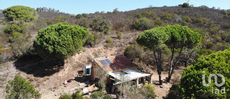 Terreno urbano em Bensafrim e Barão de São João de 303 162 m²