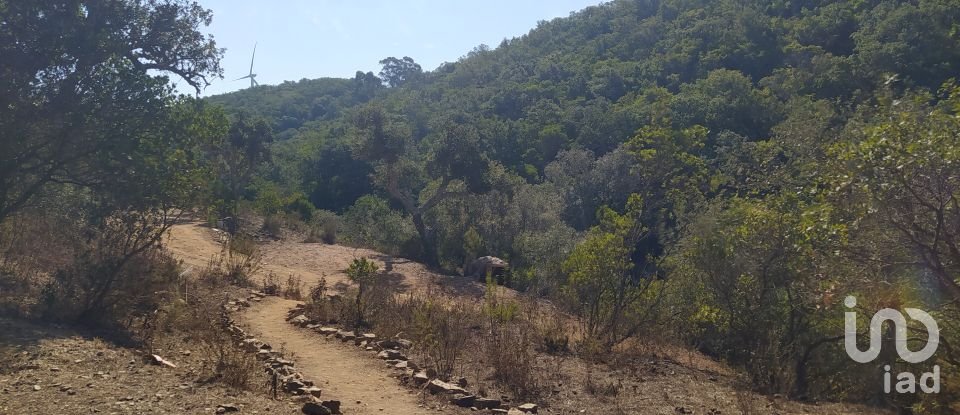 Terreno urbano em Bensafrim e Barão de São João de 303 162 m²