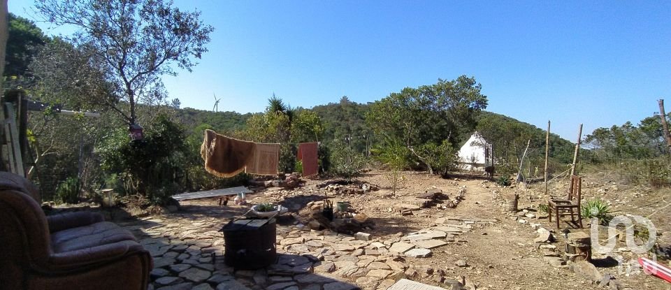 Terreno urbano em Bensafrim e Barão de São João de 303 162 m²