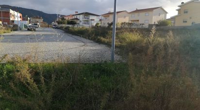 Terrain à Vilar de Nantes de 2 686 m²