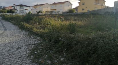 Terrain à Vilar de Nantes de 2 686 m²