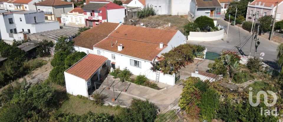 House T3 in Vermelha of 166 m²