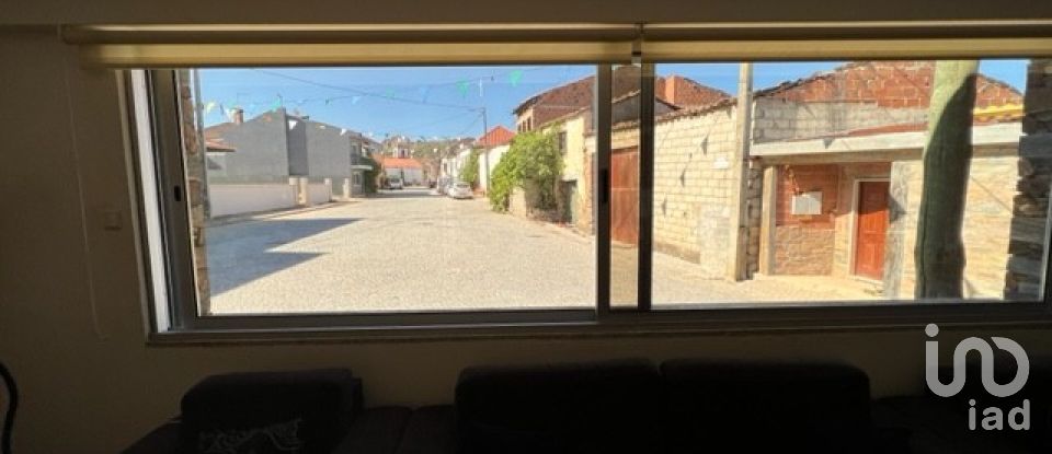 Maison de village T4 à Algoso, Campo de Víboras e Uva de 224 m²