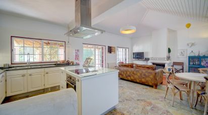 Moradia T3 em Sesimbra (Castelo) de 104 m²