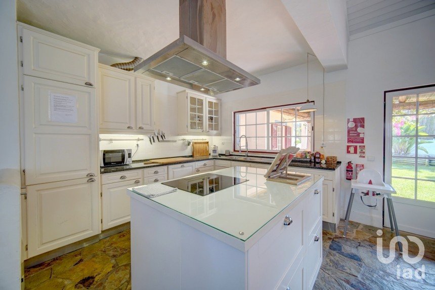 Moradia T3 em Sesimbra (Castelo) de 104 m²