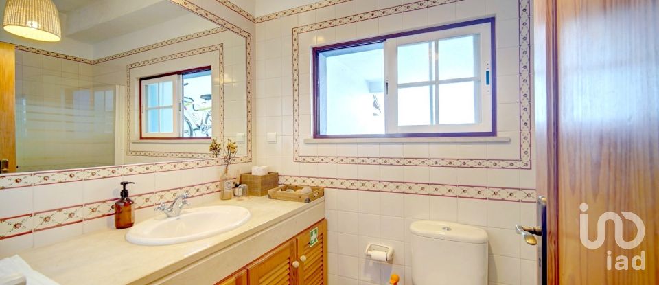 Moradia T3 em Sesimbra (Castelo) de 104 m²