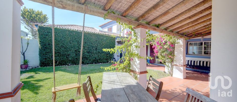 Moradia T3 em Sesimbra (Castelo) de 104 m²