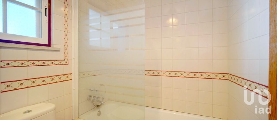 Moradia T3 em Sesimbra (Castelo) de 104 m²