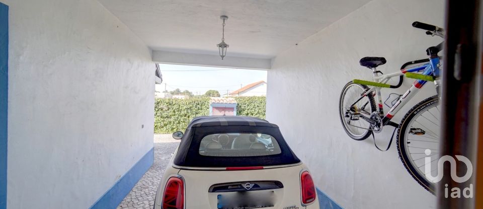 Moradia T3 em Sesimbra (Castelo) de 104 m²