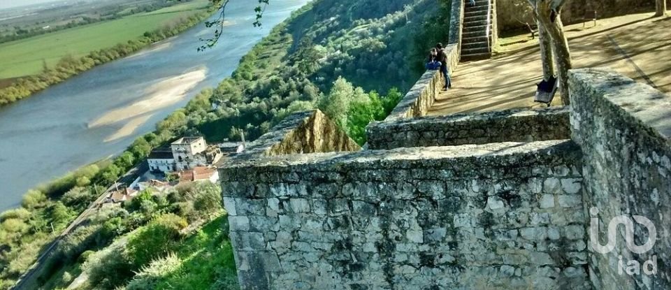 Land in Santarém (Marvila), Santa Iria Da Ribeira De Santarém, Santarém (São Salvador) E Santarém (São Nicolau) of 517 m²