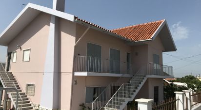 Casa / Villa T5 em Romeira e Várzea de 183 m²
