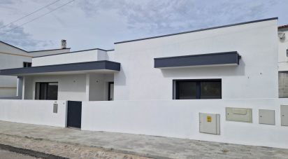 Maison T3 à Leiria, Pousos, Barreira e Cortes de 215 m²