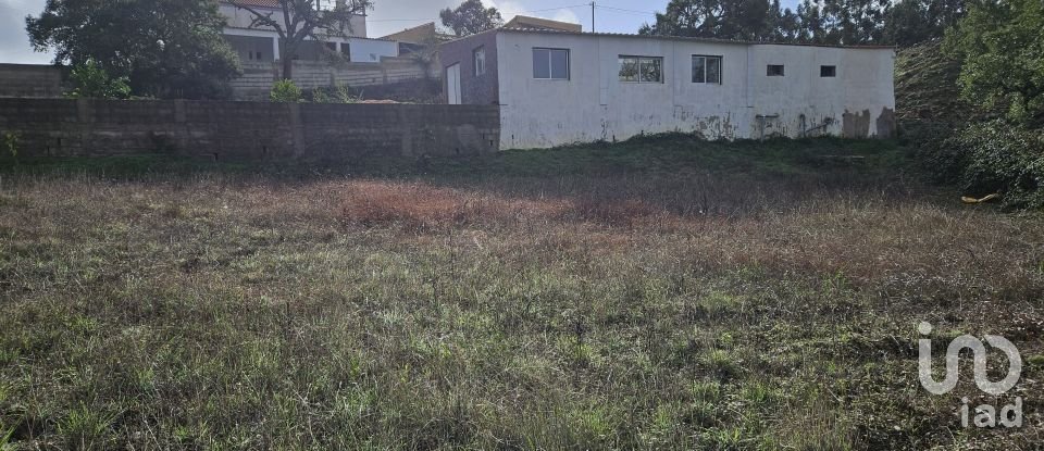 Surface diverse à Salir de 200 m²