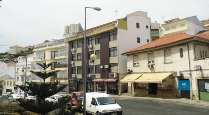 Block of flats in Covilhã e Canhoso of 275 m²