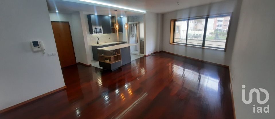 Apartamento T4 em Rio Tinto de 115 m²