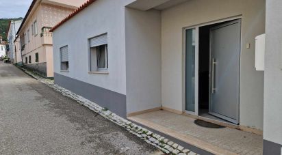 Gîte T2 à Reguengo do Fetal de 151 m²