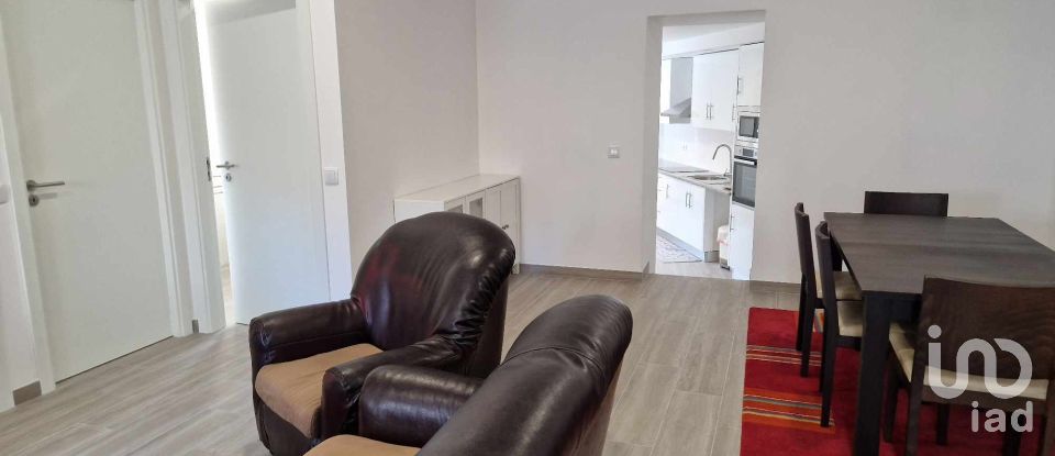 Casa T2 em Reguengo do Fetal de 151 m²