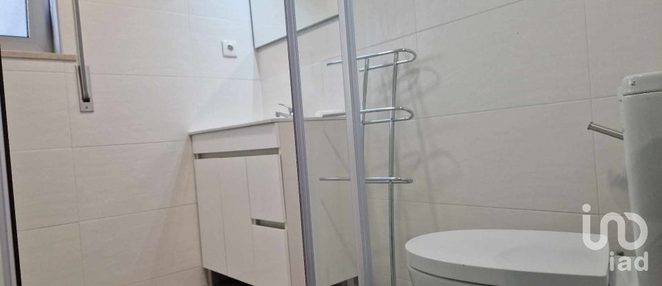 Casa T2 em Reguengo do Fetal de 151 m²