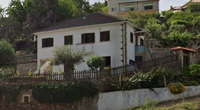 Casa / Villa T4 em Alvares de 132 m²