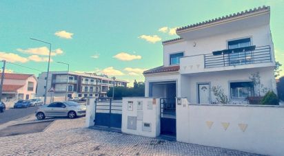 Casa / Villa T5 em Samora Correia de 210 m²