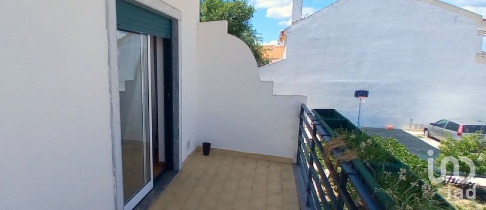 Moradia T5 em Samora Correia de 210 m²