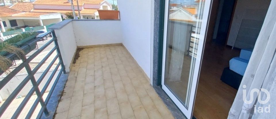 Moradia T5 em Samora Correia de 210 m²