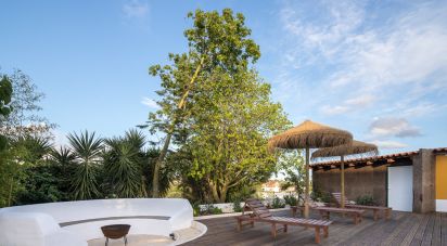 Maison T5 à Romeira e Várzea de 237 m²