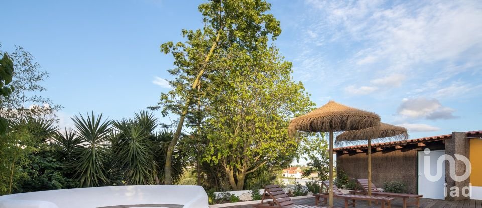 Moradia T5 em Romeira e Várzea de 237 m²