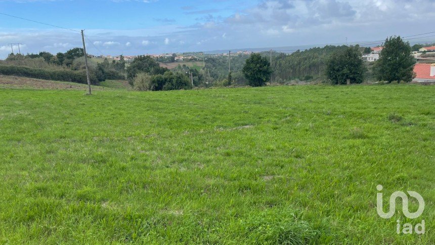 Terrain à Alcobaça e Vestiaria de 3 220 m²