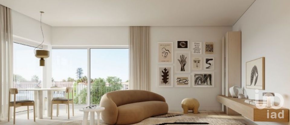 Apartment T2 in Carcavelos e Parede of 112 m²