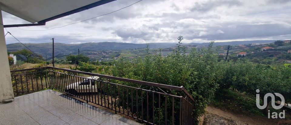 Lodge T3 in Lamego (Almacave e Sé) of 165 m²