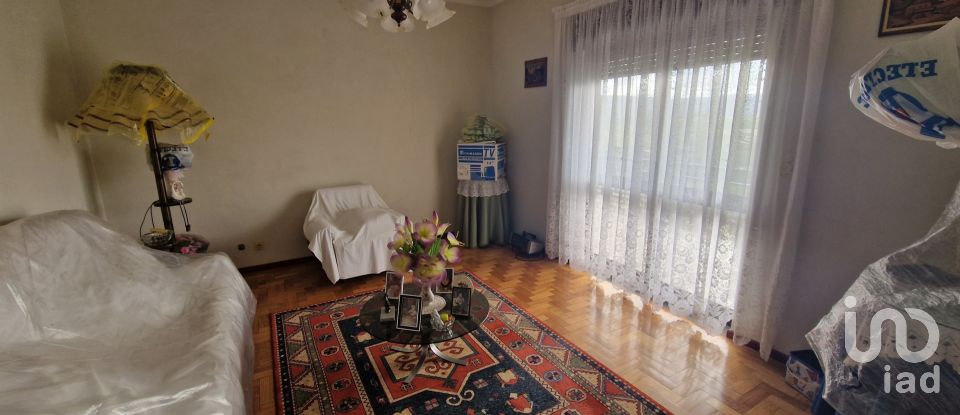 Lodge T3 in Lamego (Almacave e Sé) of 165 m²