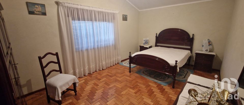 Lodge T3 in Lamego (Almacave e Sé) of 165 m²