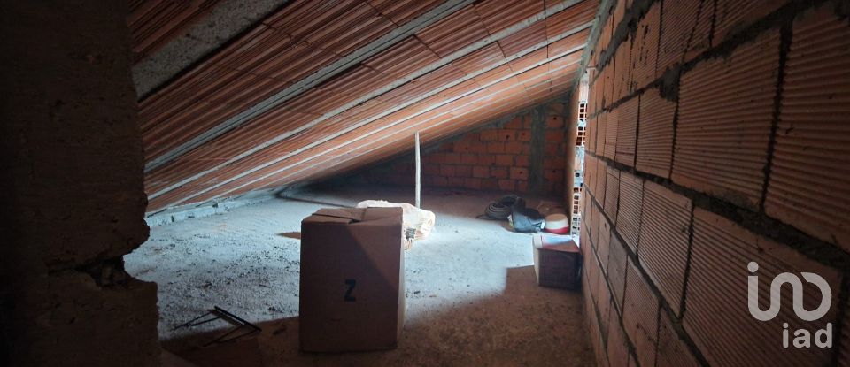 Lodge T3 in Lamego (Almacave e Sé) of 165 m²