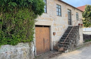 Village house T3 in Carvalhais e Candal of 214 m²