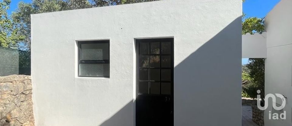 Maison T3 à Santa Bárbara de Nexe de 180 m²