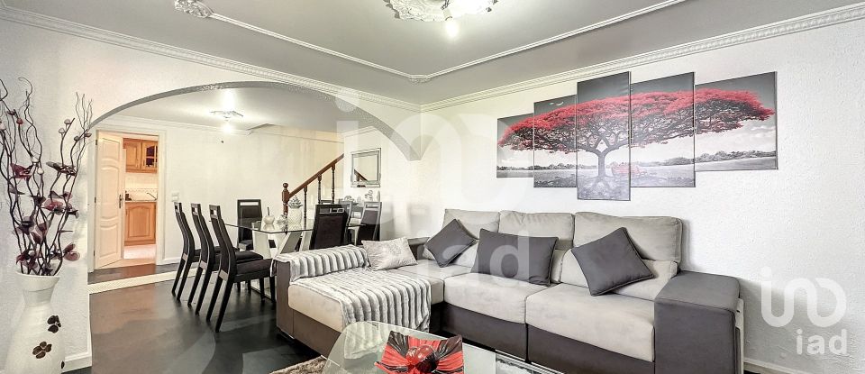 Lodge T4 in Arco da Calheta of 261 m²