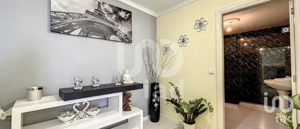 Lodge T4 in Arco da Calheta of 261 m²