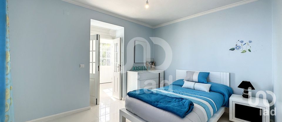 Lodge T4 in Arco da Calheta of 261 m²