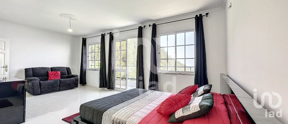 Lodge T4 in Arco da Calheta of 261 m²